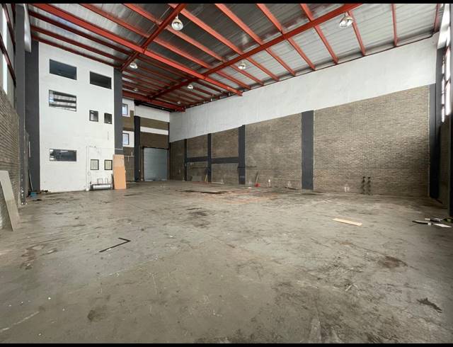 667M² WAREHOUSE TO LET IN HALFWAY HOUSE